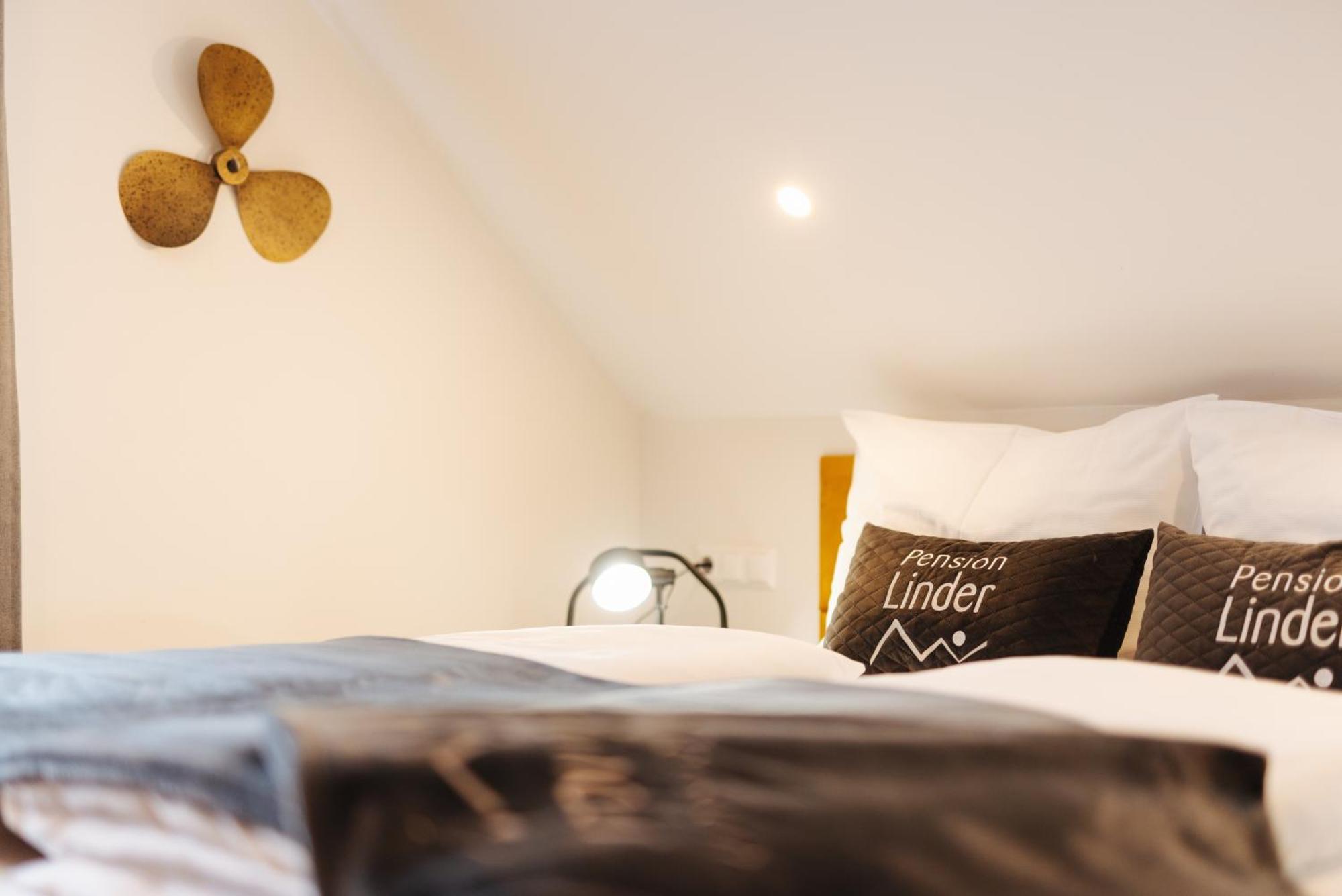 Pension Linder Seeboden Kamer foto
